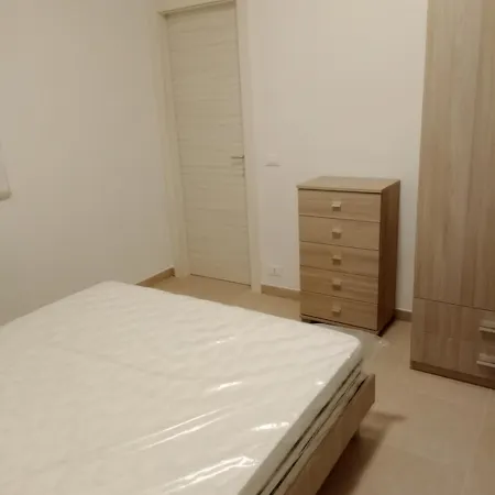 Newfaro Ταράντο